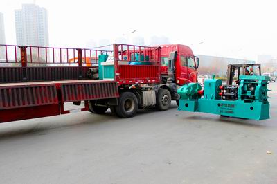 兩肋冷軋機(jī)發(fā)貨現(xiàn)場(chǎng)1